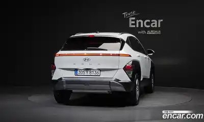 Hyundai Kona 2023 1.6 Автомат в Москве № 926591, миниатюра 4
