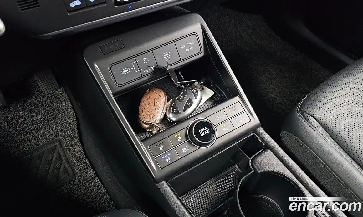 Hyundai Kona 2023 1.6 Автомат в Москве № 926591, фото 9