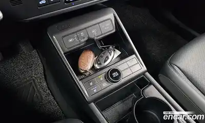 Hyundai Kona 2023 1.6 Автомат в Москве № 926591, миниатюра 9