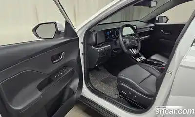 Hyundai Kona 2023 1.6 Автомат в Москве № 926591, миниатюра 10