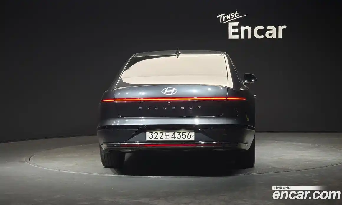 Hyundai Grandeur 2023 2.5 Автомат в Москве № 926848, фото 4