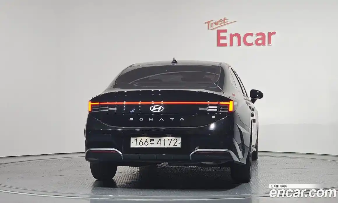 Hyundai Sonata 2023 1.6 Автомат в Москве № 927038, фото 3