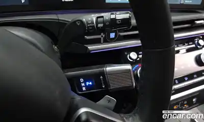 Hyundai Santa Fe 2024 2.5 Автомат в Москве № 927334, миниатюра 9