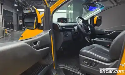Hyundai Staria 2023 3.5 Автомат в Москве № 927523, миниатюра 10