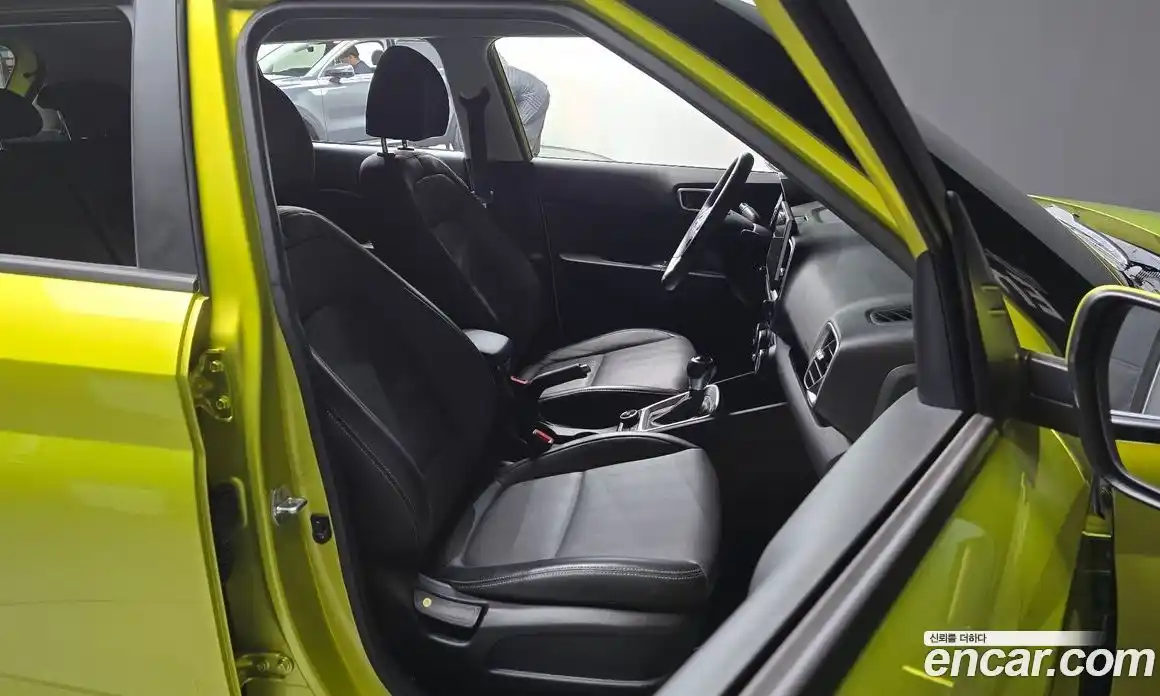 Hyundai Venue 2019 1.6 Автомат в Москве № 927625, фото 12