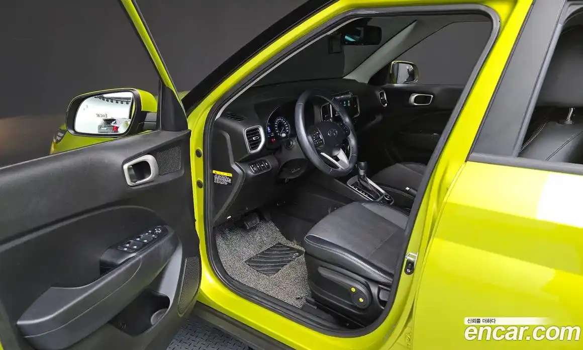 Hyundai Venue 2019 1.6 Автомат в Москве № 927625, фото 10