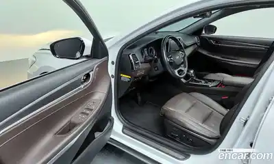 Hyundai Grandeur 2018 2.4 гидро в Москве № 927643, миниатюра 11