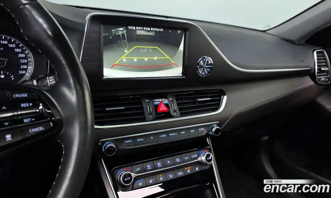 Hyundai Grandeur 2018 2.4 гидро в Москве № 927643, фото 15