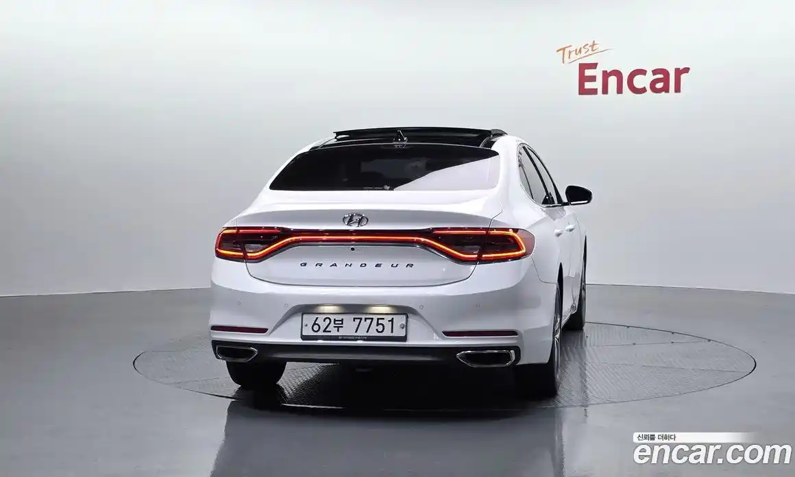 Hyundai Grandeur 2018 2.4 гидро в Москве № 927643, фото 4