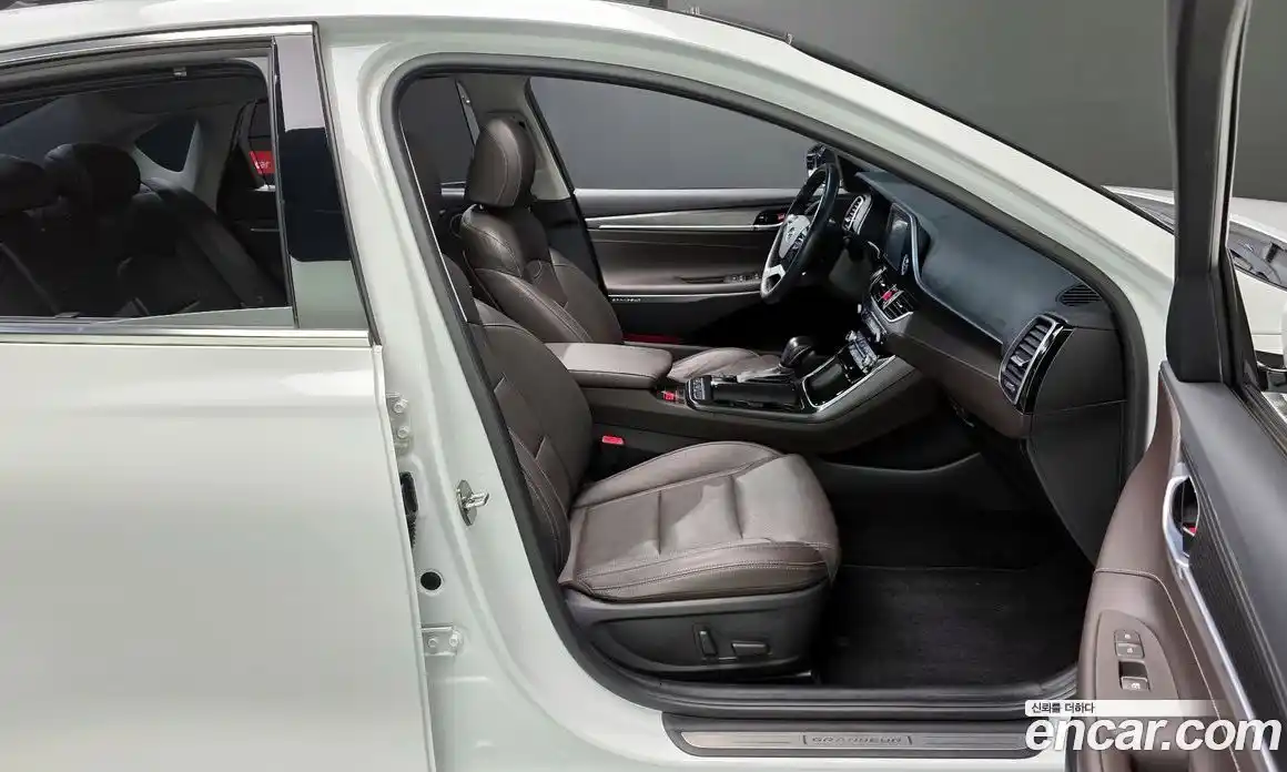 Hyundai Grandeur 2018 2.4 гидро в Москве № 927643, фото 10