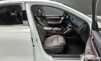 Hyundai Grandeur 2018 2.4 гидро в Москве № 927643, миниатюра 10