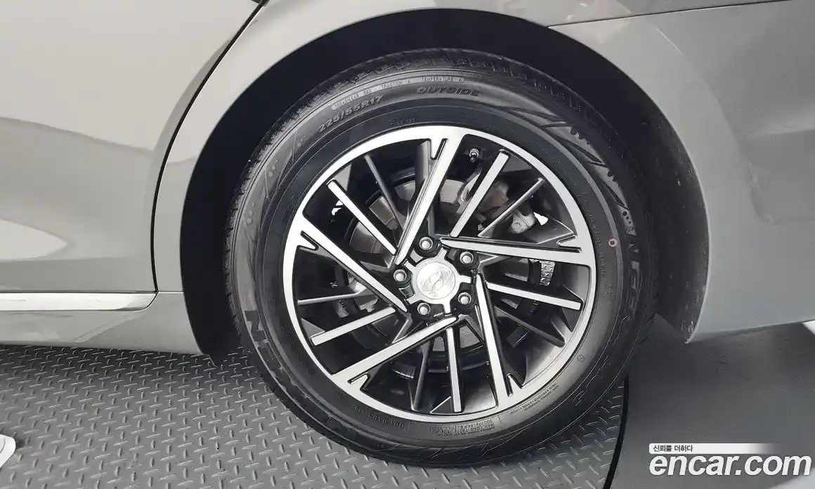 Hyundai Grandeur 2022 3.0 Автомат в Москве № 927658, фото 5