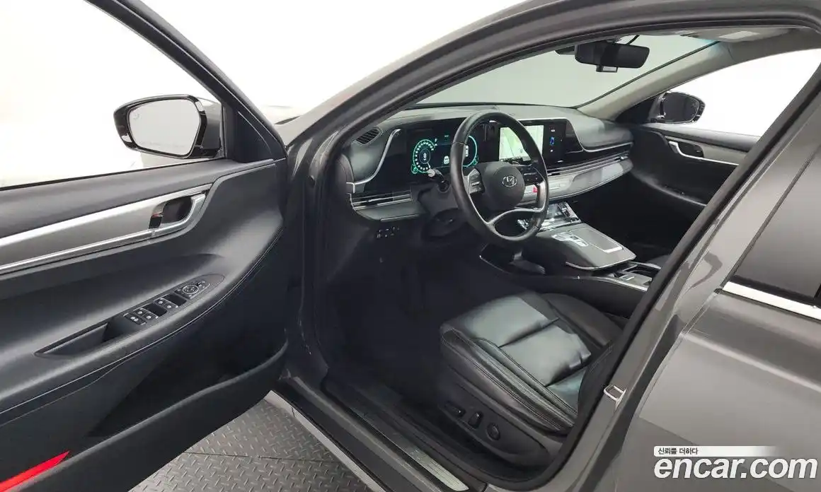 Hyundai Grandeur 2022 3.0 Автомат в Москве № 927658, фото 10