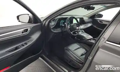 Hyundai Grandeur 2022 3.0 Автомат в Москве № 927658, миниатюра 10