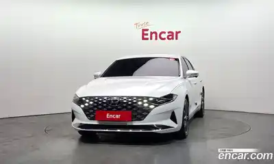 Hyundai Grandeur 2022 2.5 Автомат в Москве № 927867, миниатюра 3