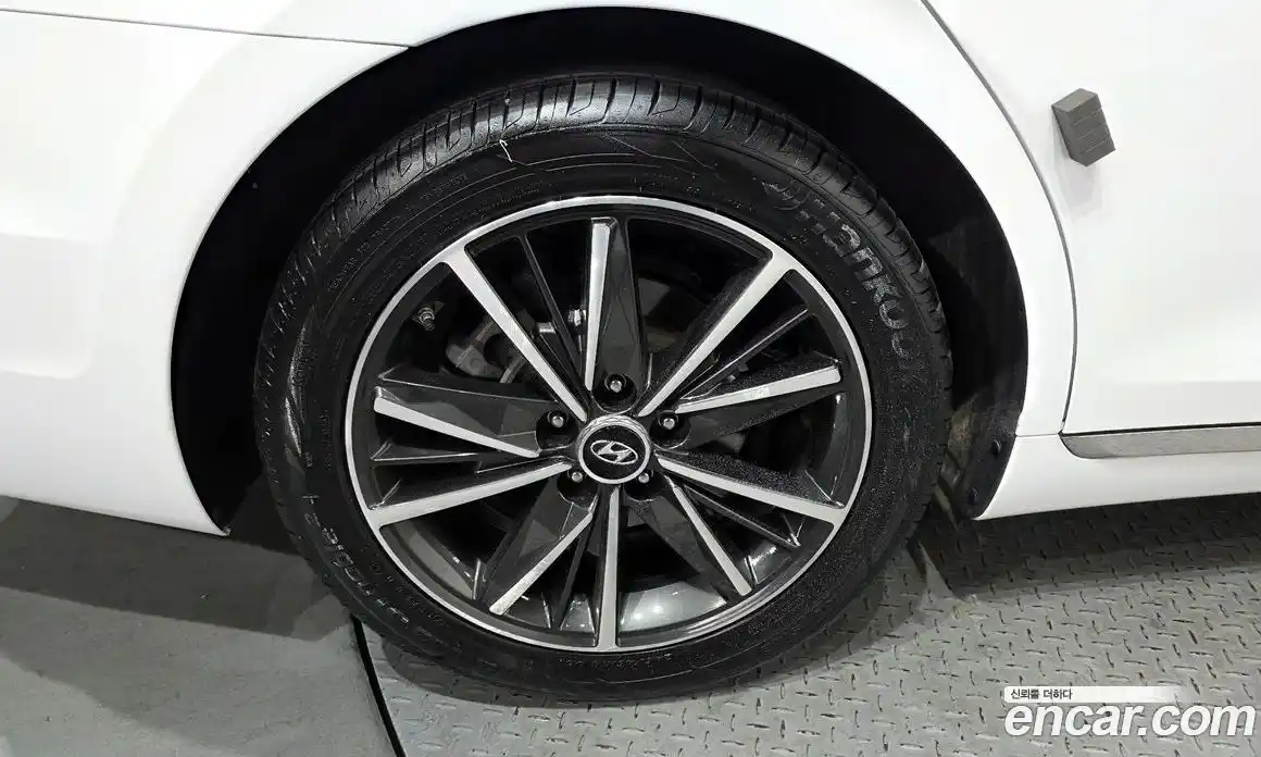 Hyundai Grandeur 2022 2.5 Автомат в Москве № 927867, фото 5