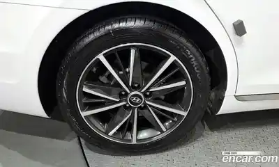 Hyundai Grandeur 2022 2.5 Автомат в Москве № 927867, миниатюра 5