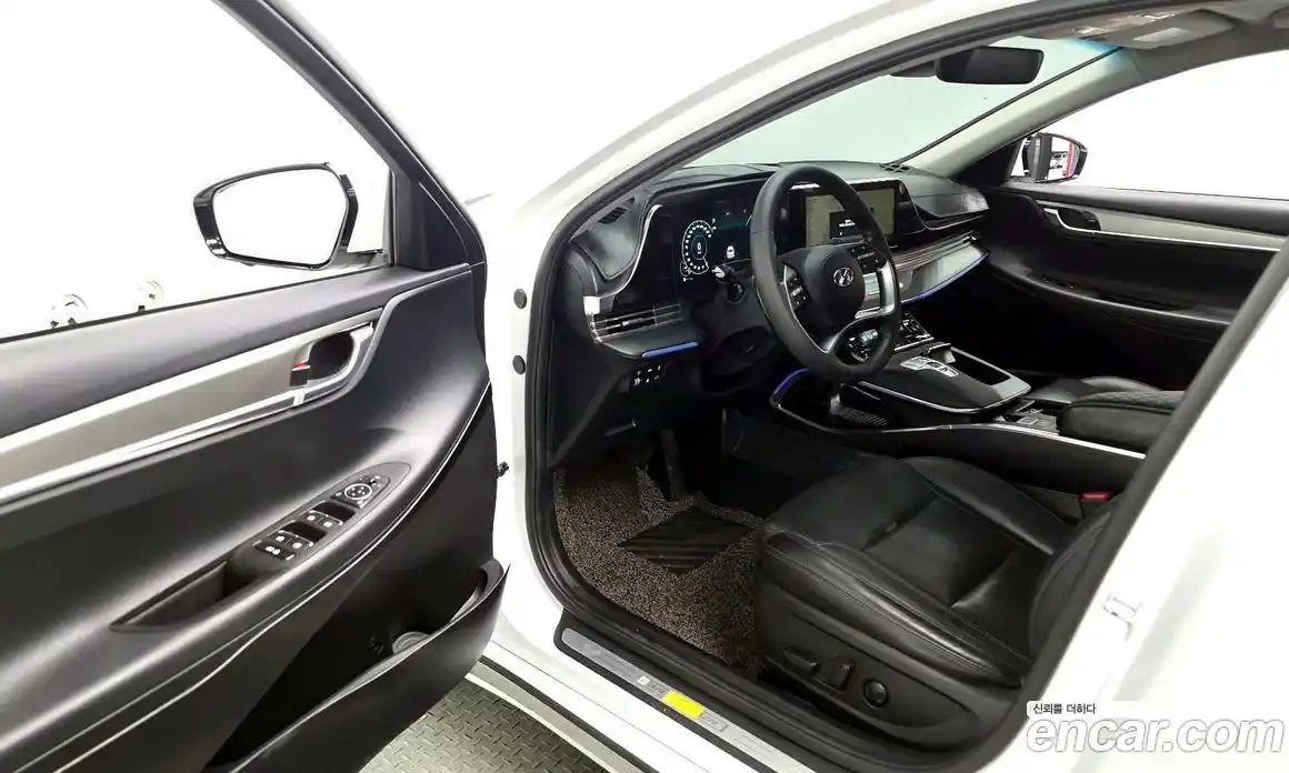 Hyundai Grandeur 2022 2.5 Автомат в Москве № 927867, фото 10