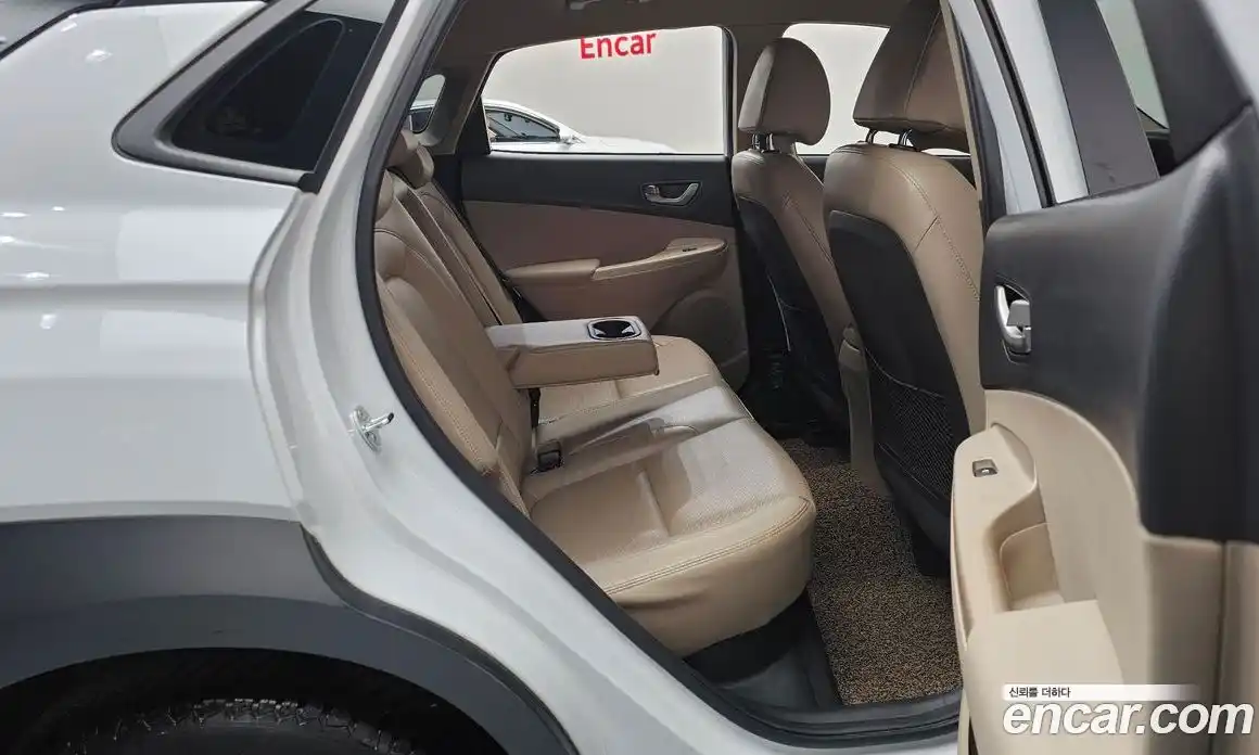 Hyundai Kona 2019 1.6 Автомат в Москве № 927982, фото 12