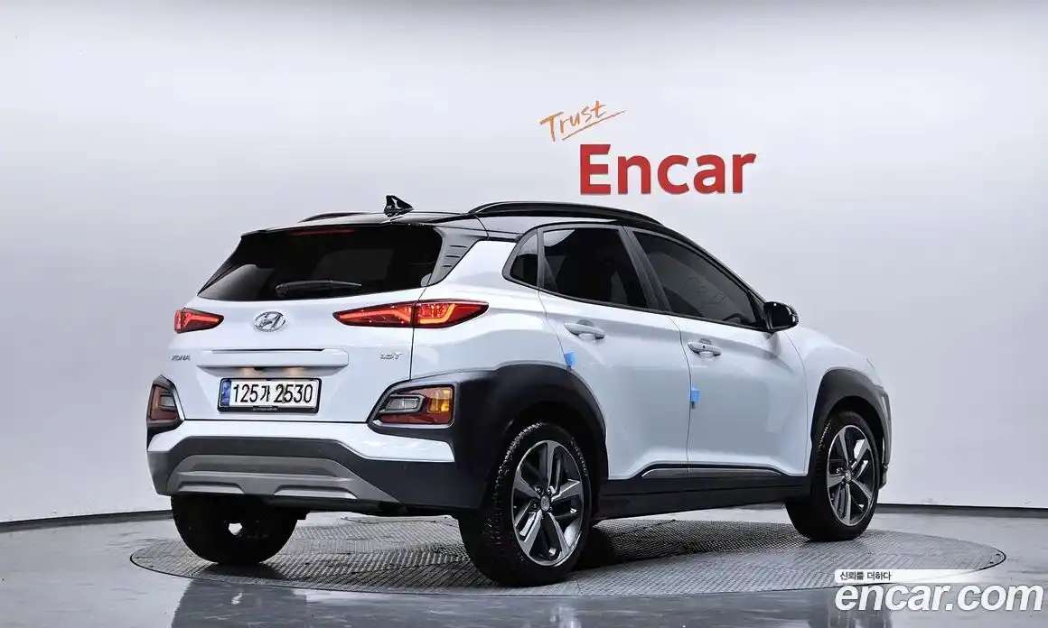 Hyundai Kona 2019 1.6 Автомат в Москве № 927982, фото 2