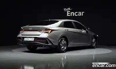 Hyundai Avante 2024 1.6 Автомат в Москве № 928048, миниатюра 2