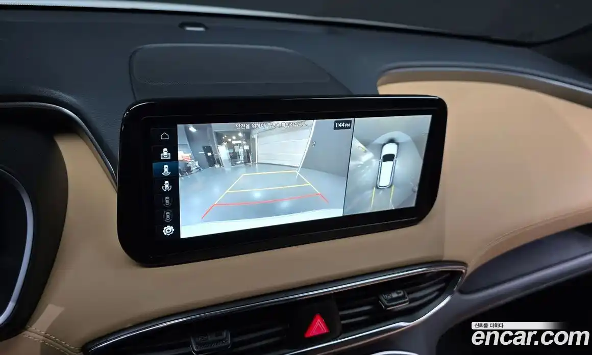 Hyundai Santa Fe 2023 1.6 Автомат в Москве № 928147, фото 15