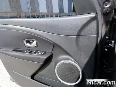 Renault SM3 2016 1.6 гидро в Москве № 928295, миниатюра 12