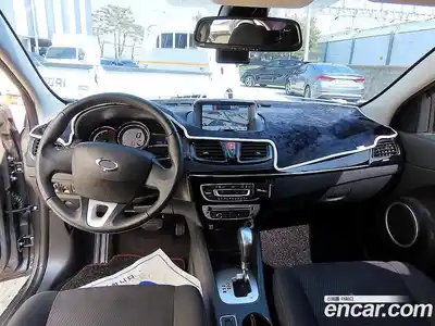Renault SM3 2016 1.6 гидро в Москве № 928295, миниатюра 7