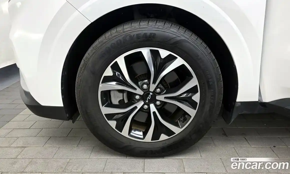 Kia Canival 2023 2.2 Автомат в Москве № 928556, фото 5