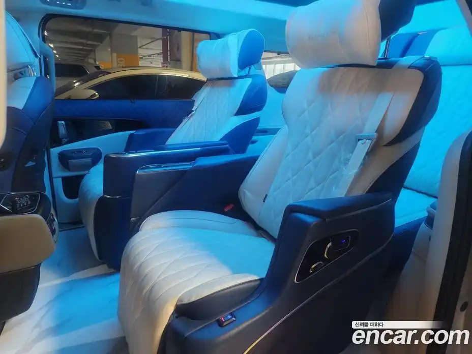 Kia Canival 2024 3.5 Автомат в Москве № 928643, фото 18