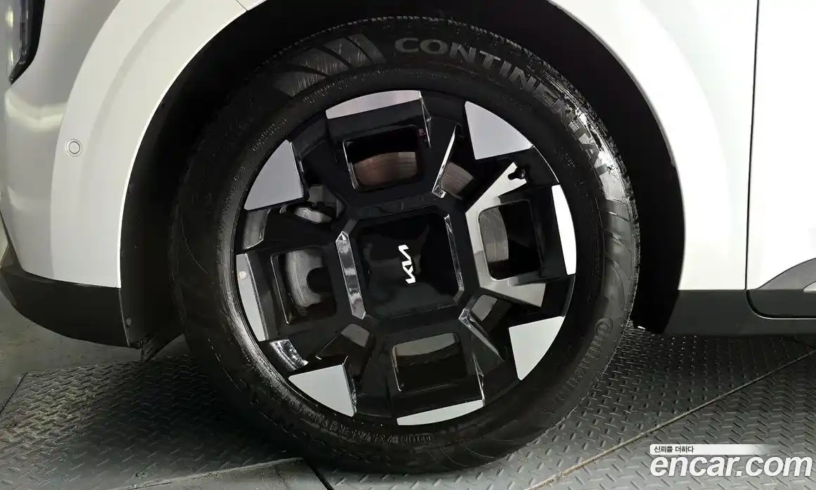 Kia Canival 2024 3.5 Автомат в Москве № 928643, фото 5