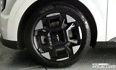 Kia Canival 2024 3.5 Автомат в Москве № 928643, миниатюра 5