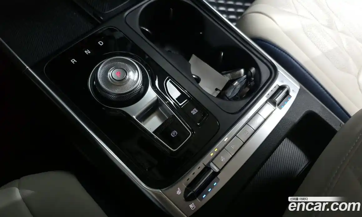 Kia Canival 2024 3.5 Автомат в Москве № 928643, фото 9