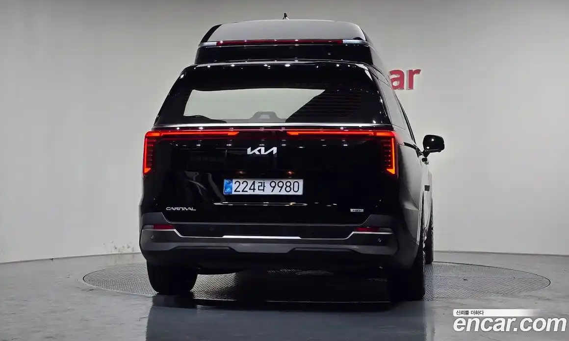 Kia Canival 2025 1.6 Автомат в Москве № 928647, фото 4