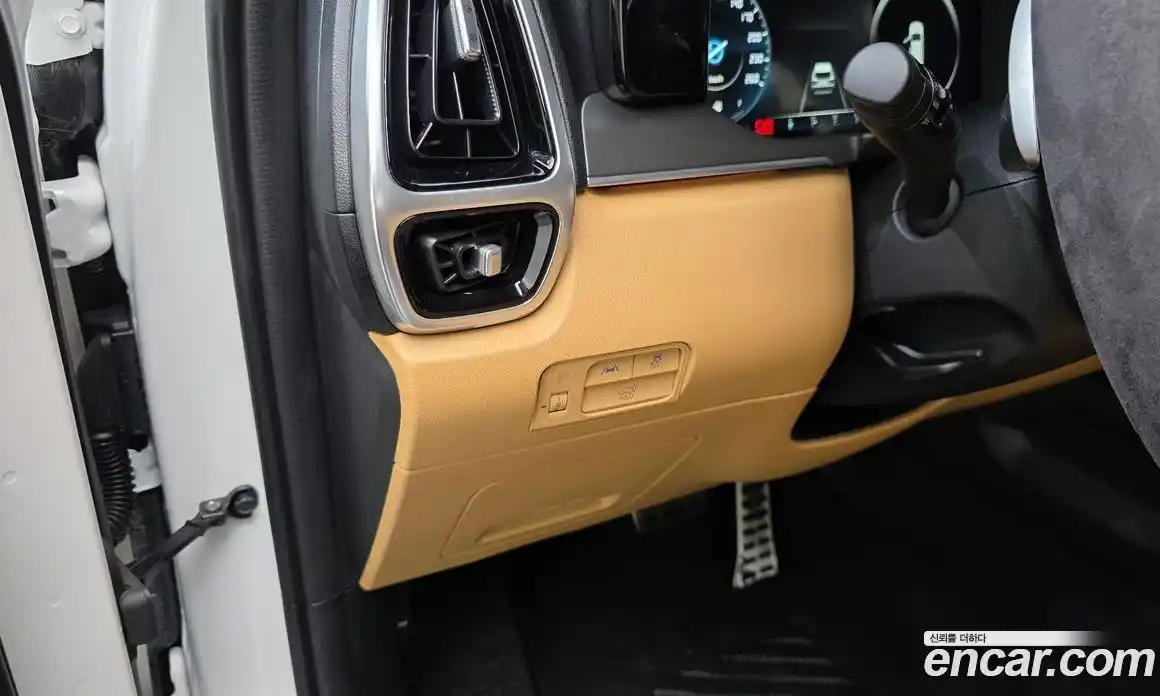 Kia Sorento 2022 1.6 Автомат в Москве № 928942, фото 14