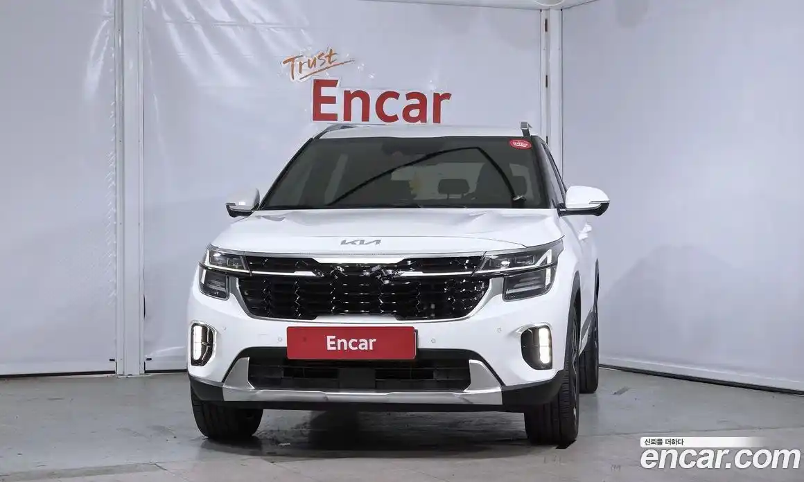 Kia Seltos 2024 1.6 Автомат в Москве № 928973, фото 3