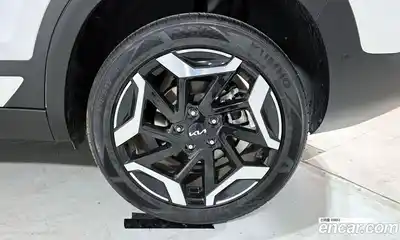 Kia Seltos 2024 1.6 Автомат в Москве № 928973, миниатюра 5