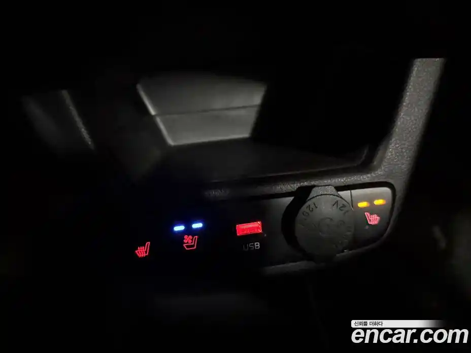 Kia Ray 2022 1.0 Автомат в Москве № 929268, фото 14