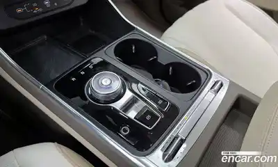 Kia Canival 2024 1.6 Автомат в Москве № 929332, миниатюра 9