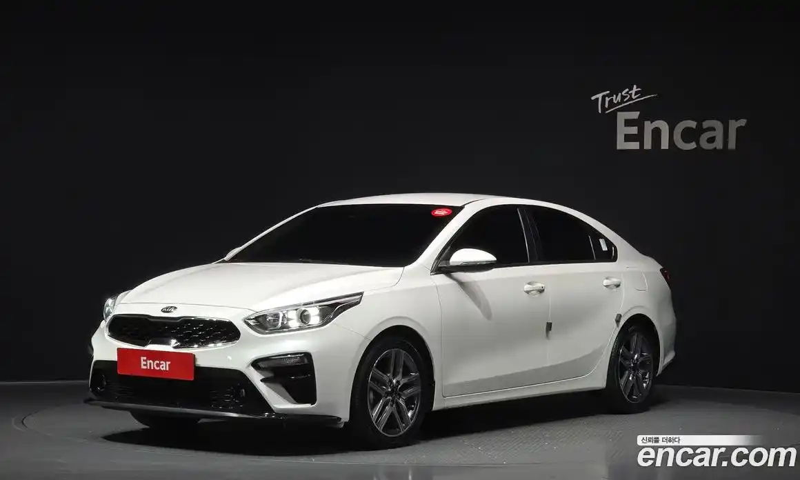 Kia K3 2019 1.6 Автомат в Москве № 929576, фото 1