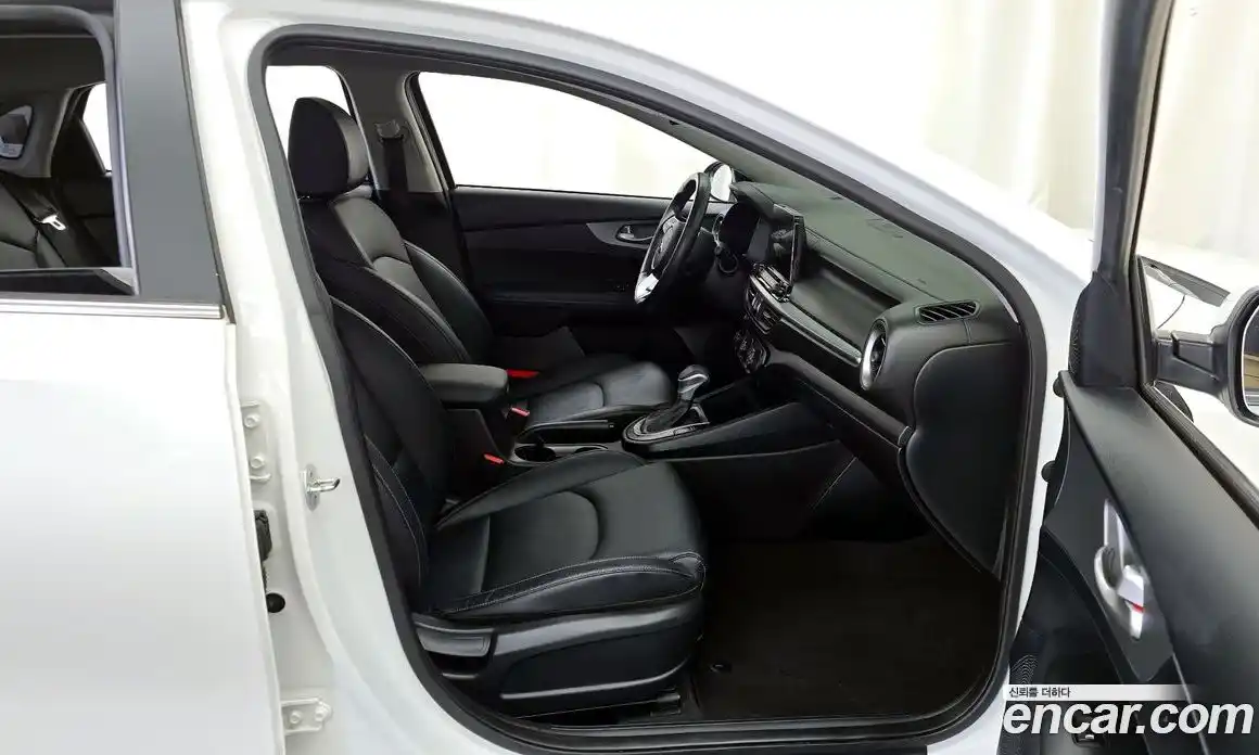 Kia K3 2019 1.6 Автомат в Москве № 929576, фото 11