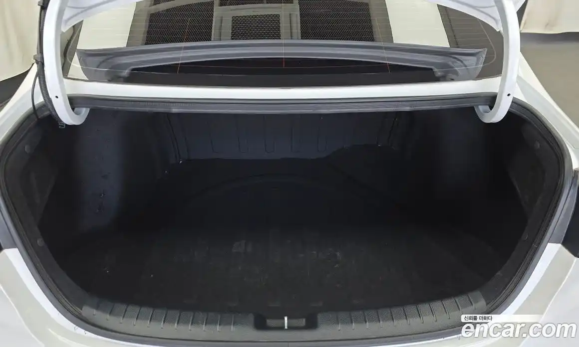 Kia K3 2019 1.6 Автомат в Москве № 929576, фото 20