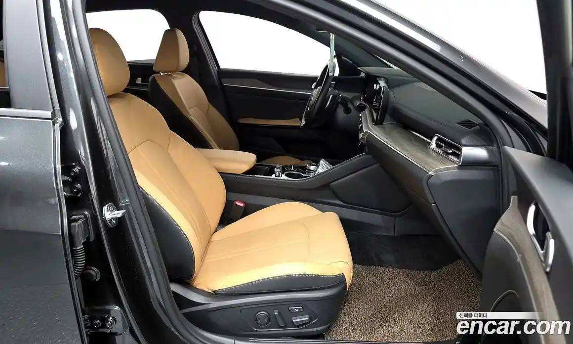 Kia K5 2020 2.0 Автомат в Москве № 929616, фото 10