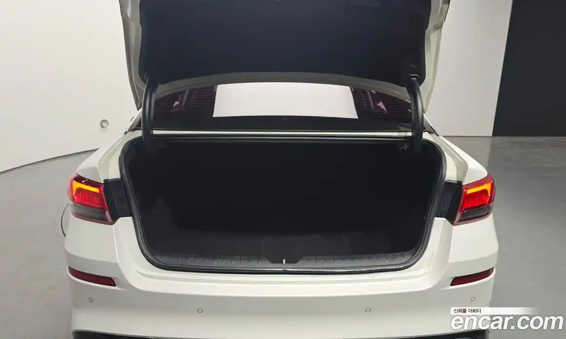 Kia K5 2018 2.0 Автомат в Москве № 929691, фото 20