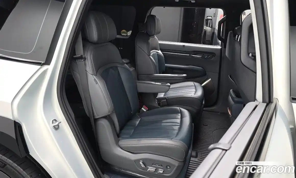 Kia EV9 2023 0.2 Автомат в Москве № 929733, фото 12