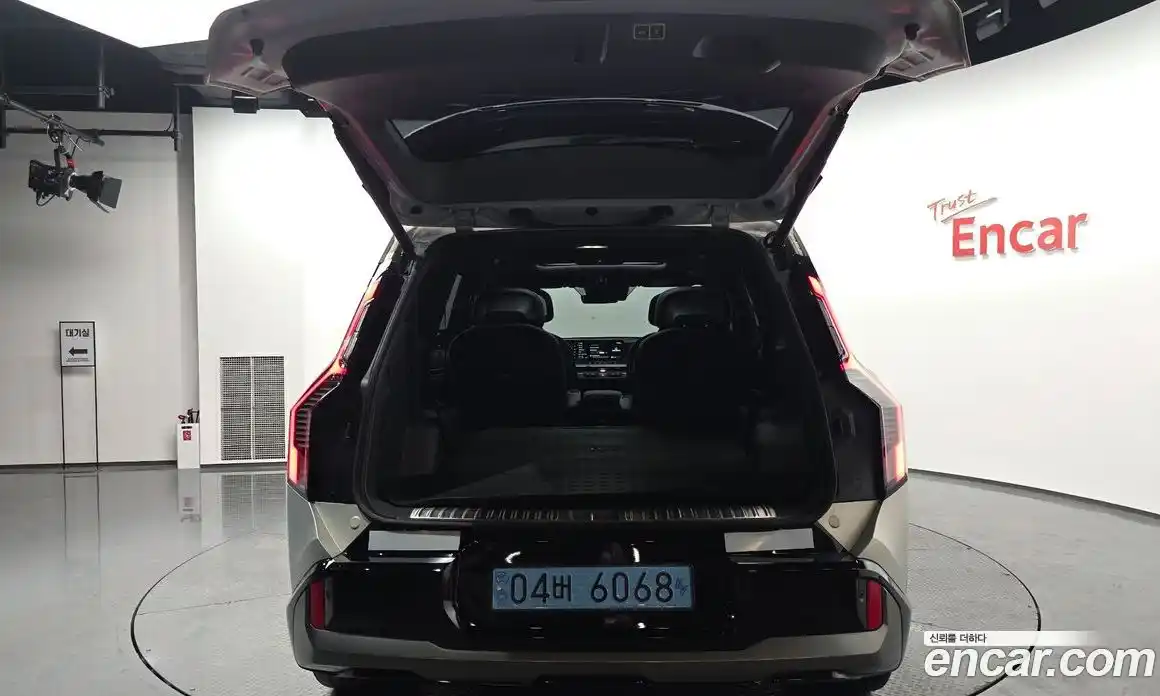 Kia EV9 2023 0.2 Автомат в Москве № 929733, фото 20