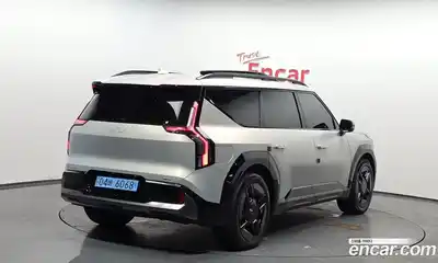 Kia EV9 2023 0.2 Автомат в Москве № 929733, миниатюра 2