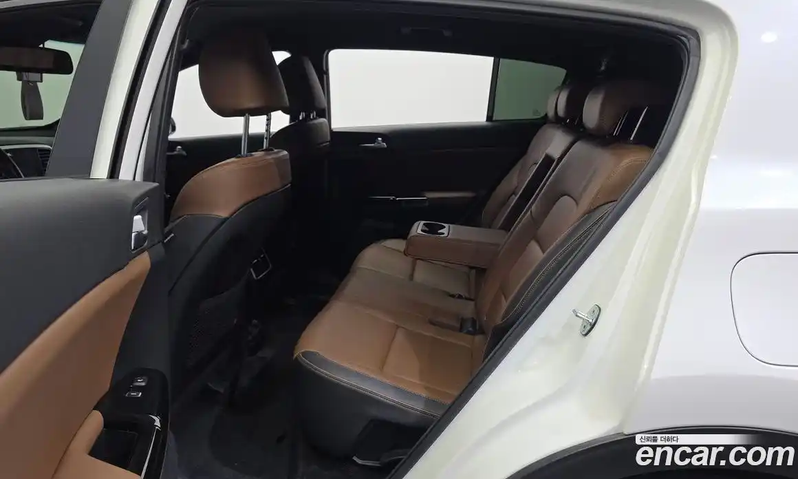 Kia Sportage 2021 2.0 Автомат в Москве № 929893, фото 11