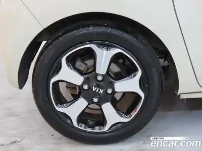 Kia Ray 2017 1.0 Автомат в Москве № 929994, миниатюра 5