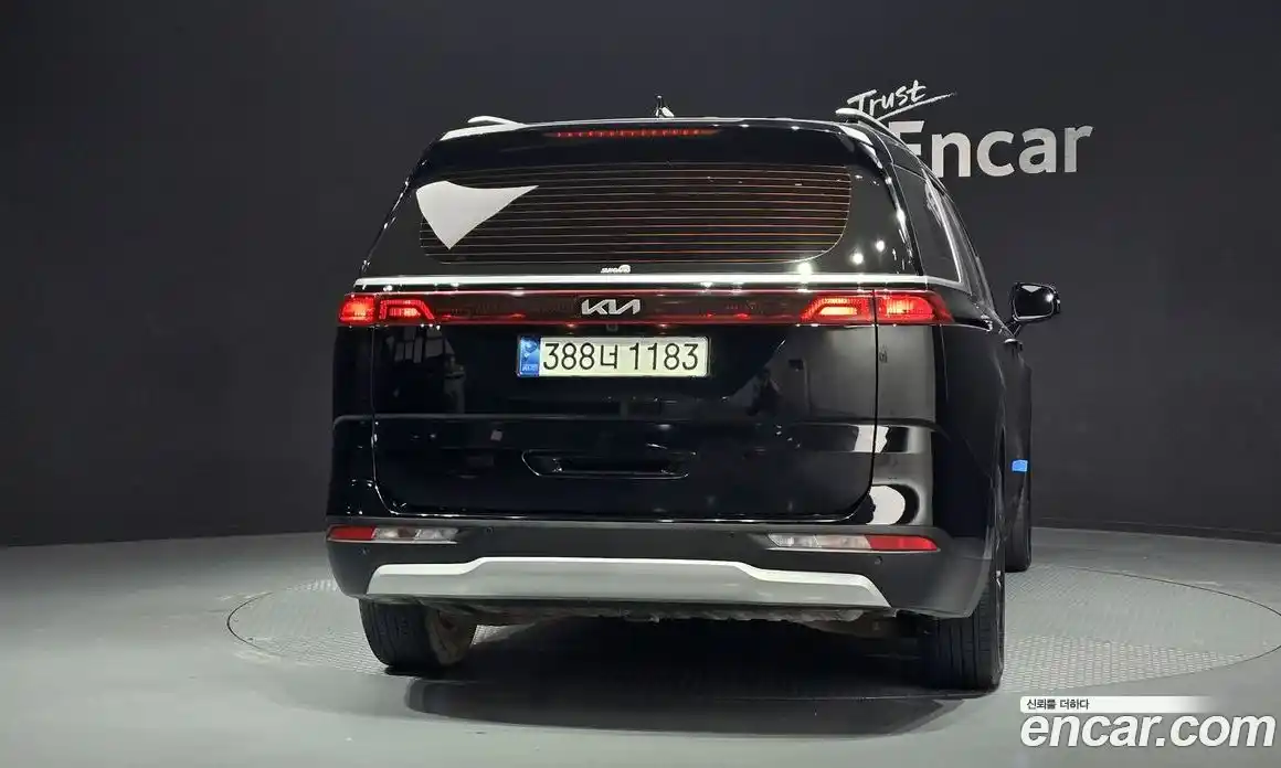 Kia Canival 2022 2.2 Автомат в Москве № 930074, фото 4